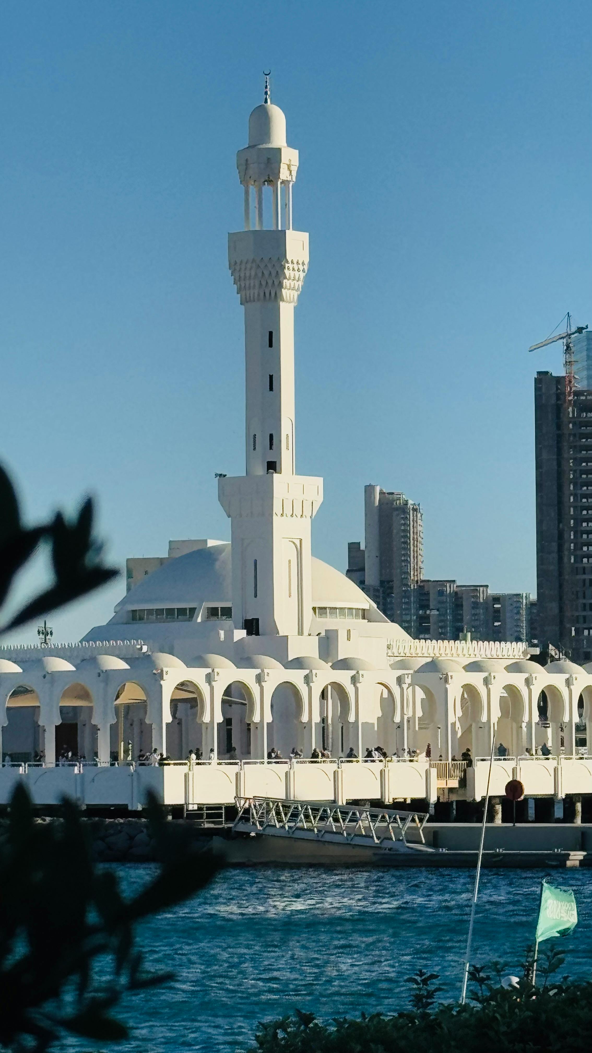 King Fahd Fountain illuminated at night